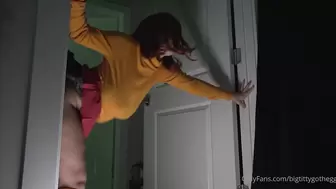 Velma Dinkley - Cosplay Fodida Por Um Fantasma