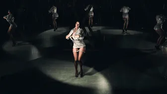 Marionette-MC Linda Illusion