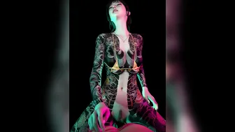 Yakuza Girl Lap Dance 2